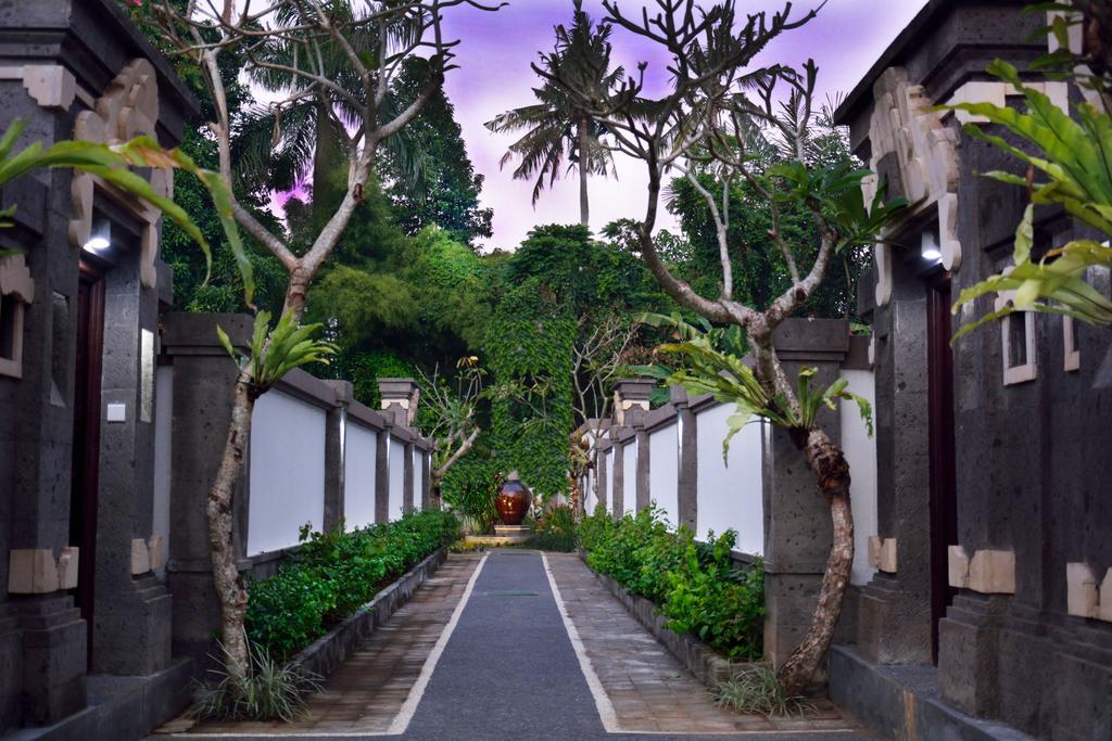 Full Moon Villa Ubud Exterior photo